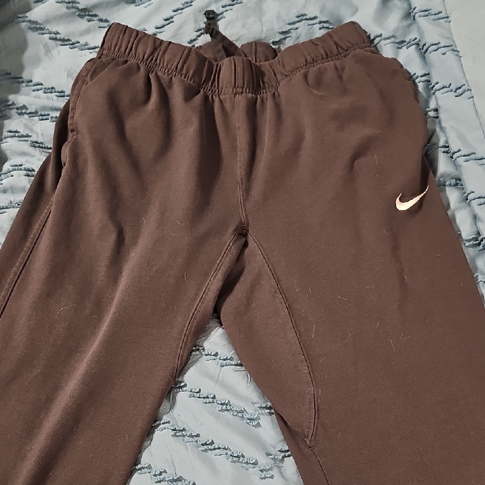 Nike Womens Grey Jogger Sweatpants with White Swoosh
